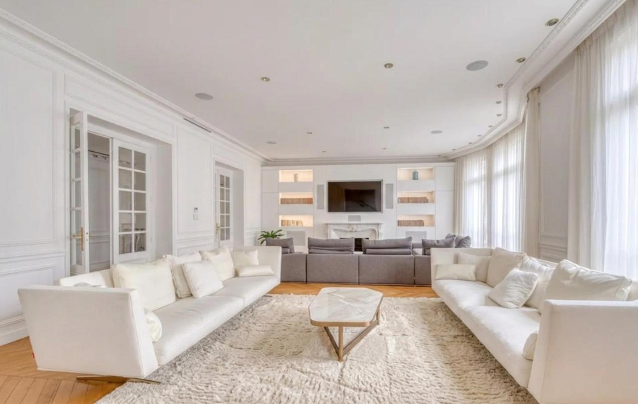 3BR Champs Elisee Jean Mermoz