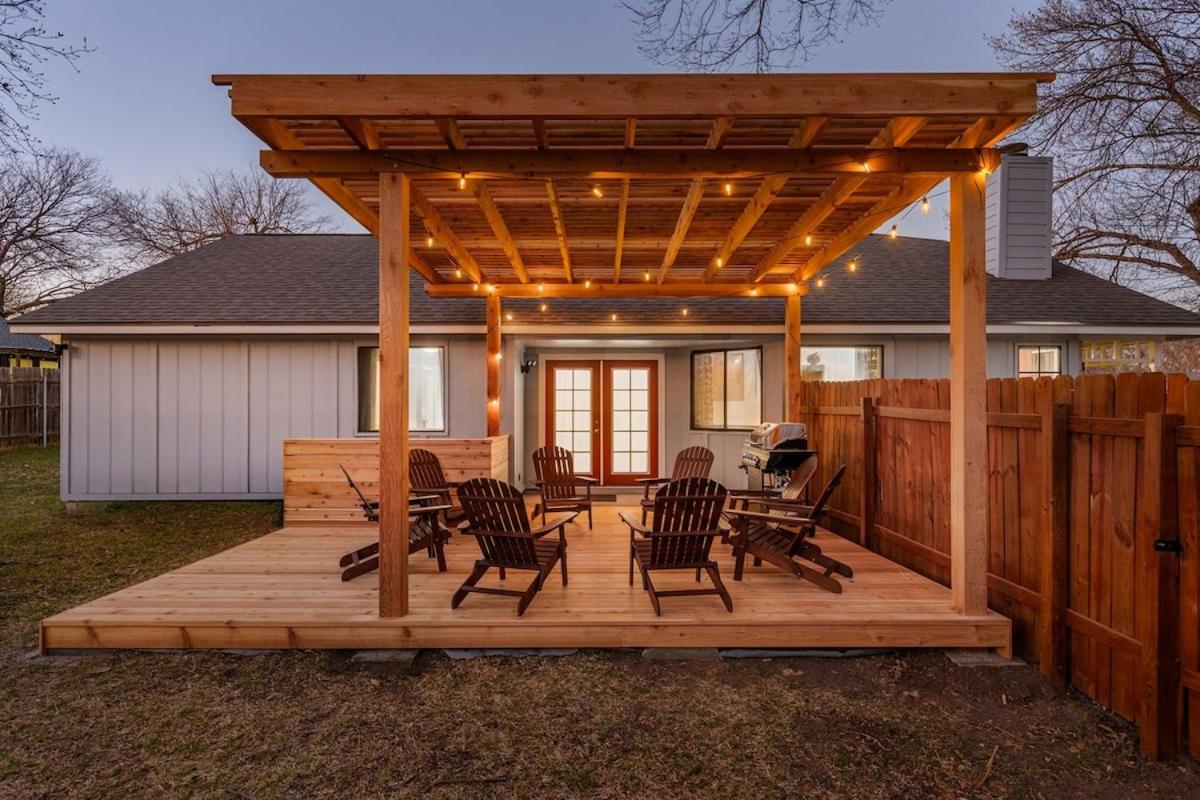 Vinyl Nest - Patio & Grill, Music, Sleeps 10 - 5