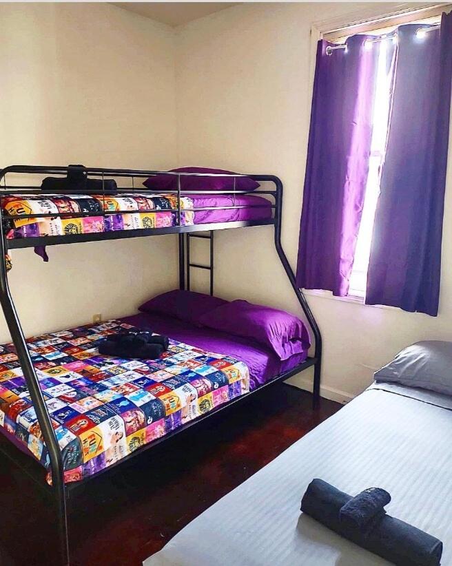 THIS VIEW 15 minutes to Times Square! - 2