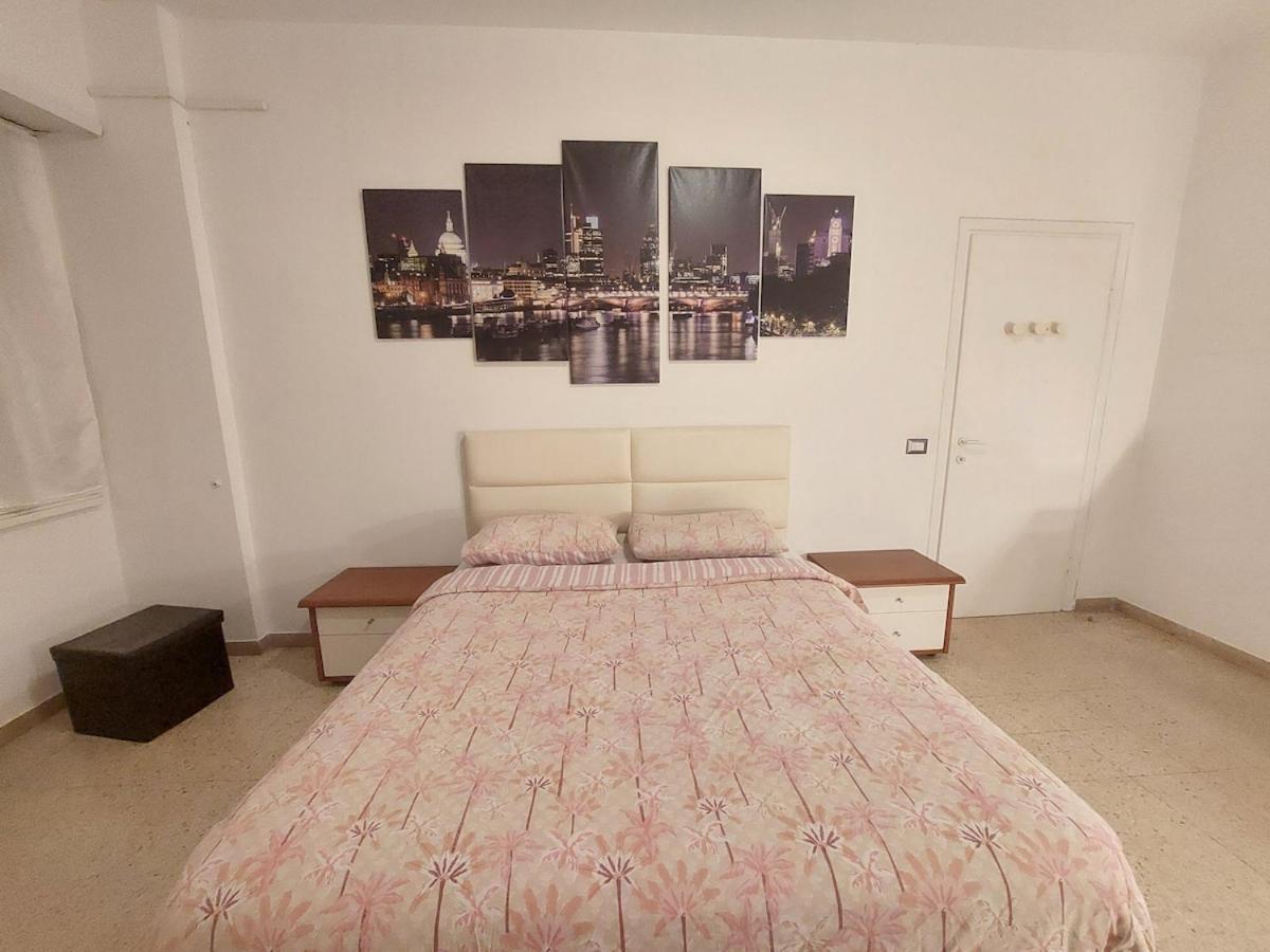 La Casetta Ostiense The Pyramid of Rome