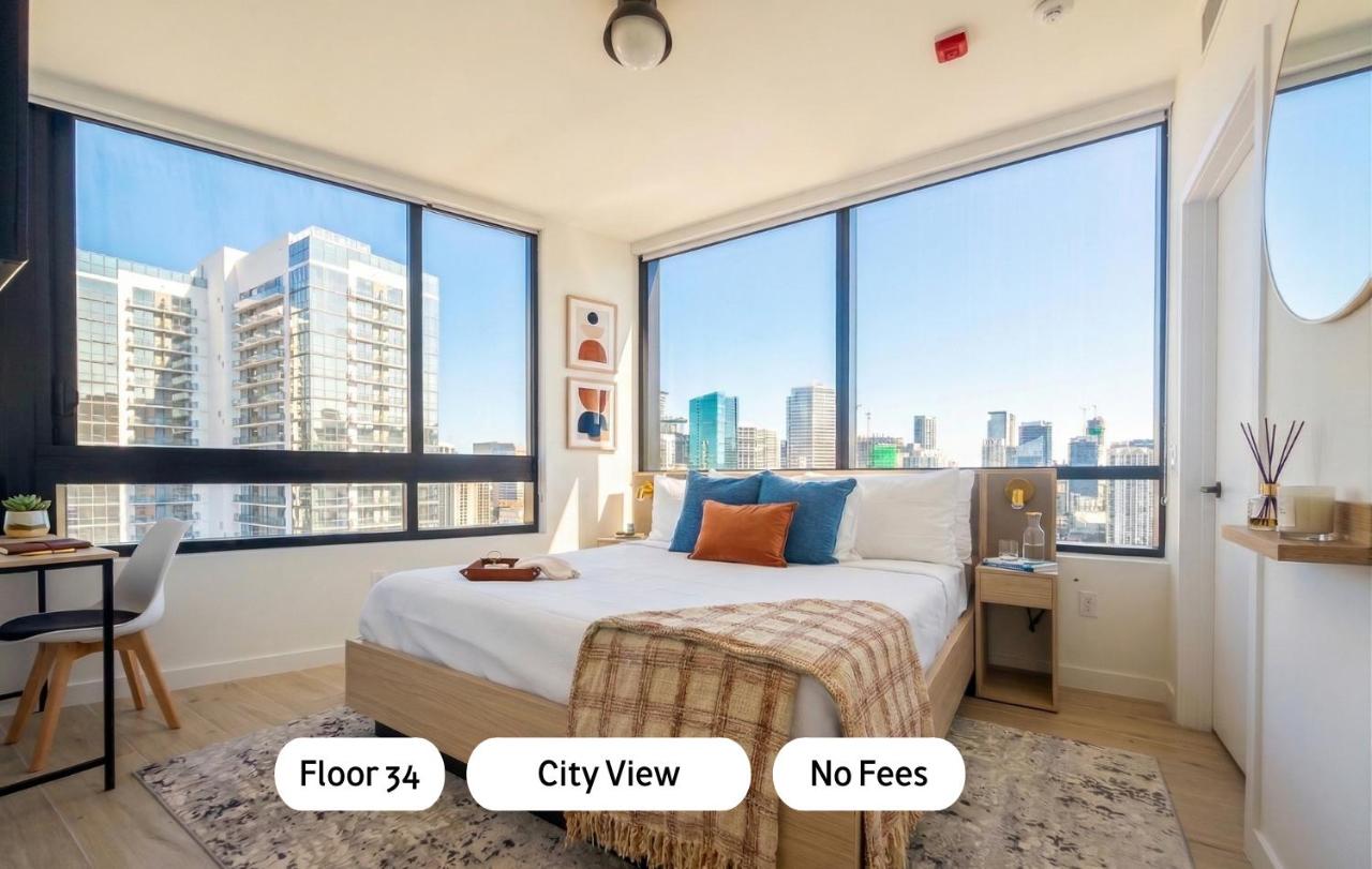 Live the Downtown Vibe - Pool Gym and CoWork - District 225