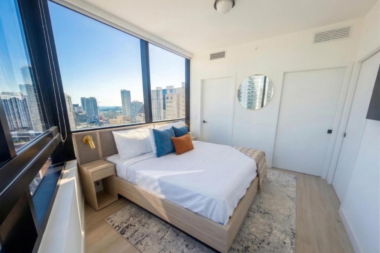 Live the Downtown Vibe - Pool Gym and CoWork - District 225 - 2