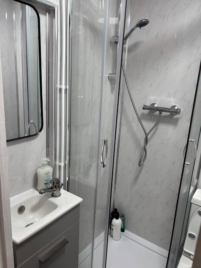 brent park avenues - 3