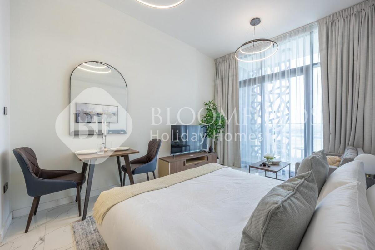 Bloomfields Vibrant Stu in The Gate Masdar - 4