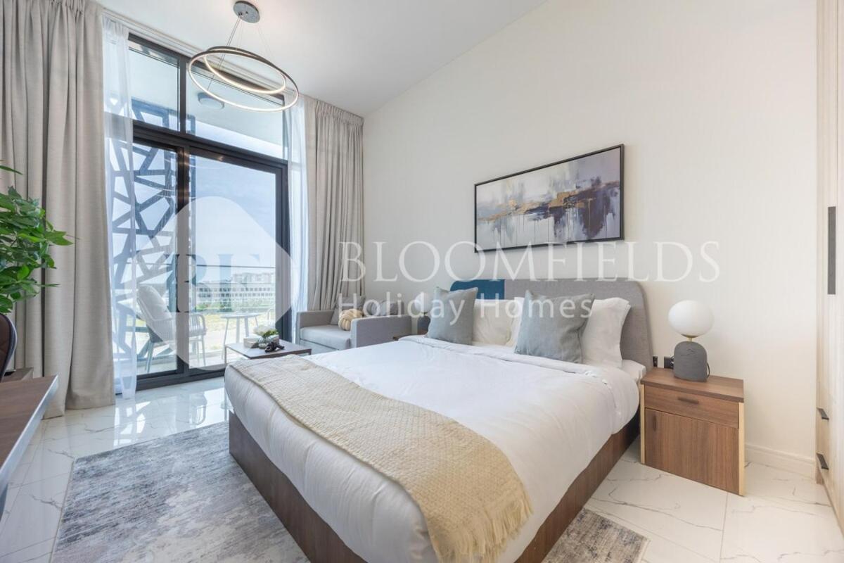 Bloomfields Vibrant Stu in The Gate Masdar - 3