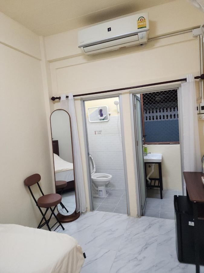 Sabai Sabai Room 2 - 3