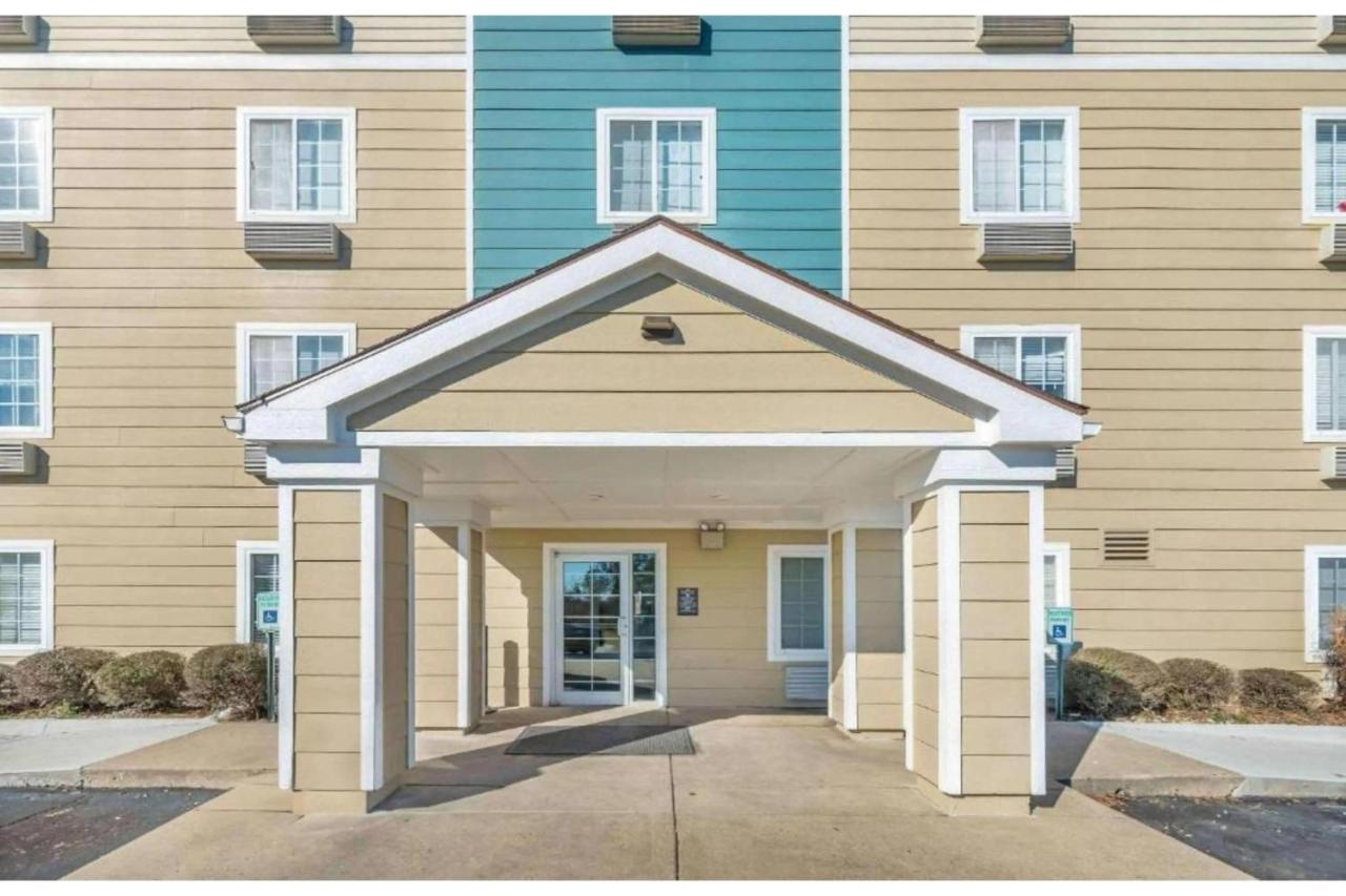 Image: Studio 6 Extended Stay Little Rock Southwest AR