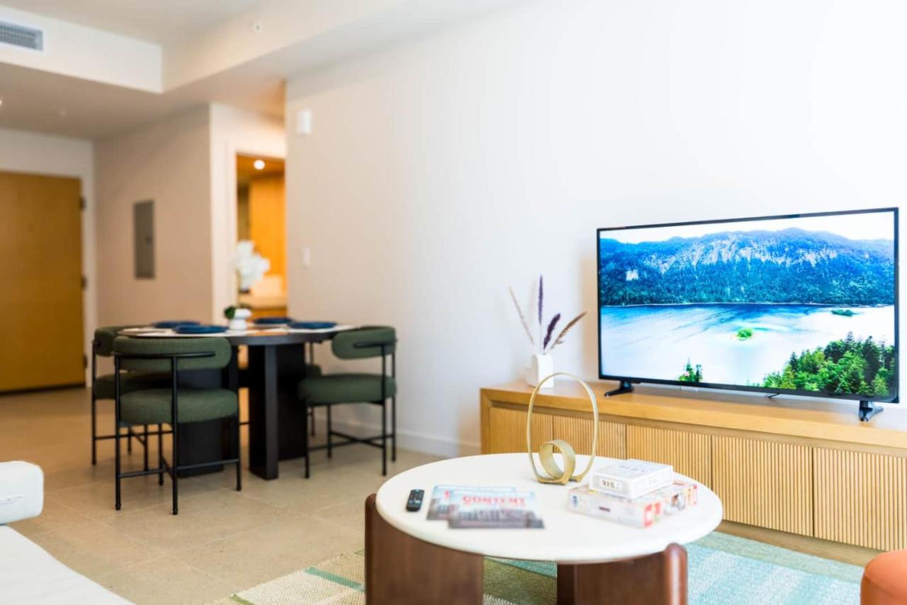 NEW Apartment in Downtown Miami - CP Collection - 4