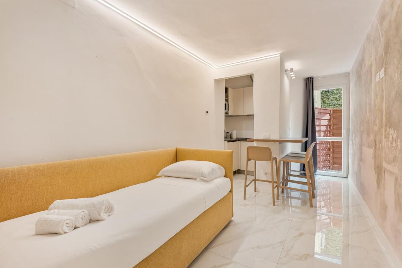 Aurora Garden Lodging - Rooms & Apartment - 4