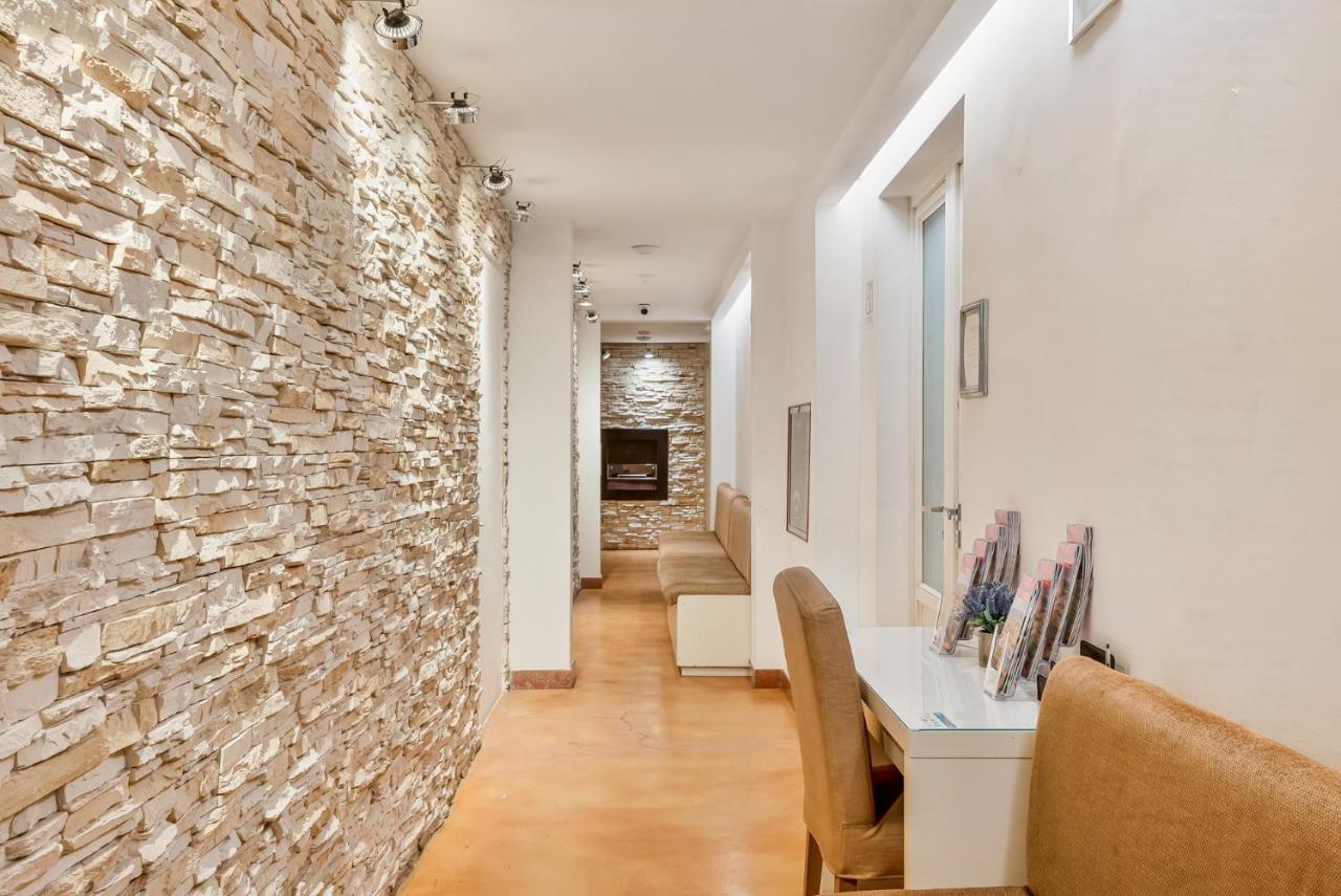 Aurora Garden Lodging - Rooms & Apartment - 5