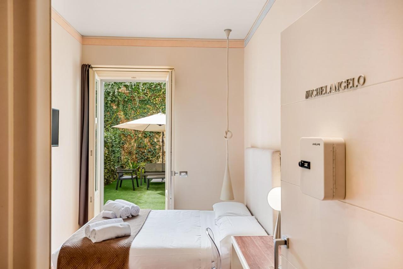 Aurora Garden Lodging - Rooms & Apartment - 2