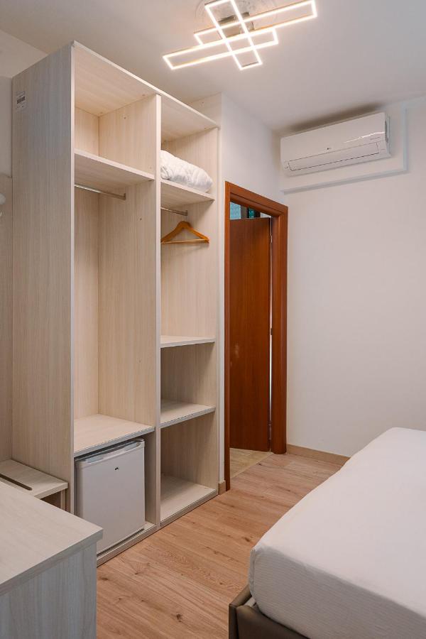 Angela's Rooms - 10 minutes from VENICE - 2