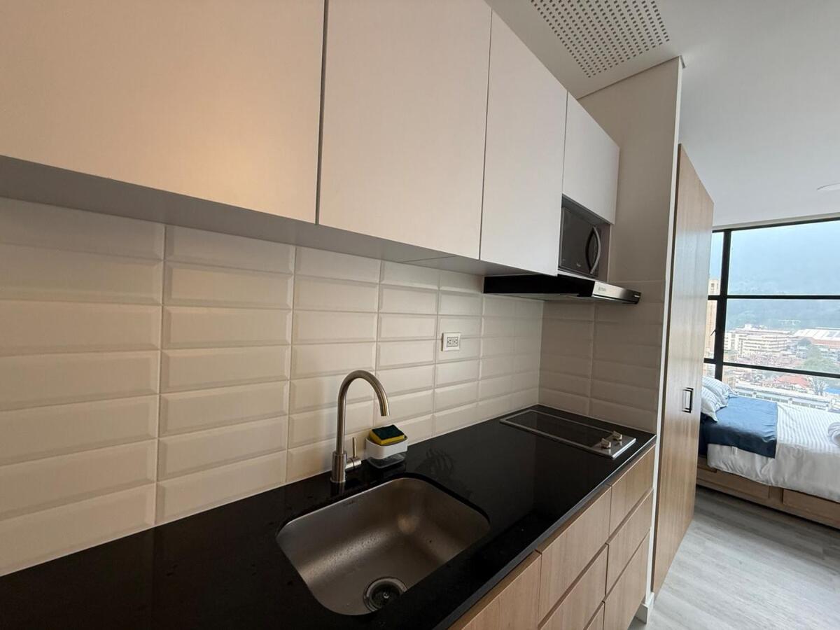 Apartaestudio Centro Internacional cerca El Campin - 4