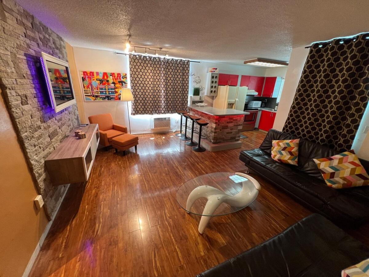 Exceptional Location Beach Ocean drive