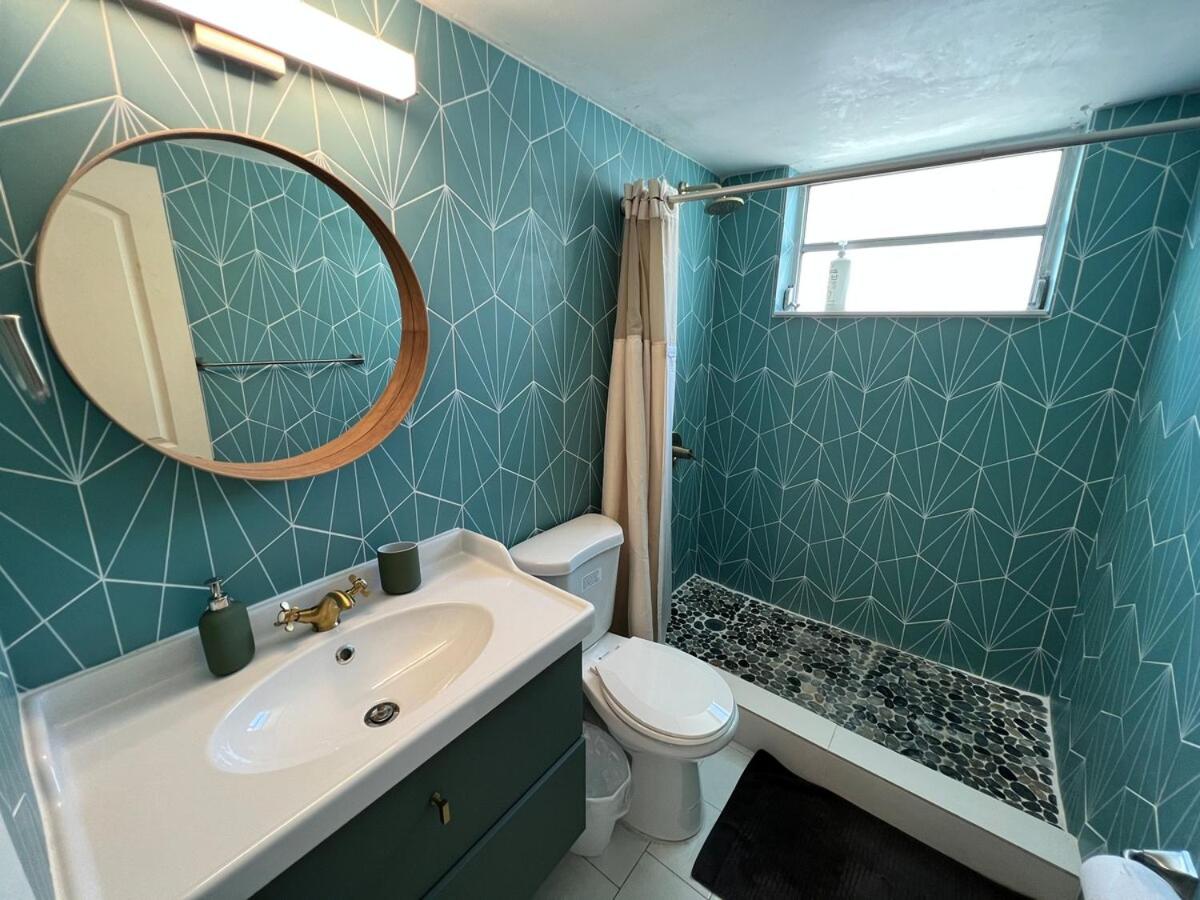 Exceptional Location Beach Ocean drive - 3
