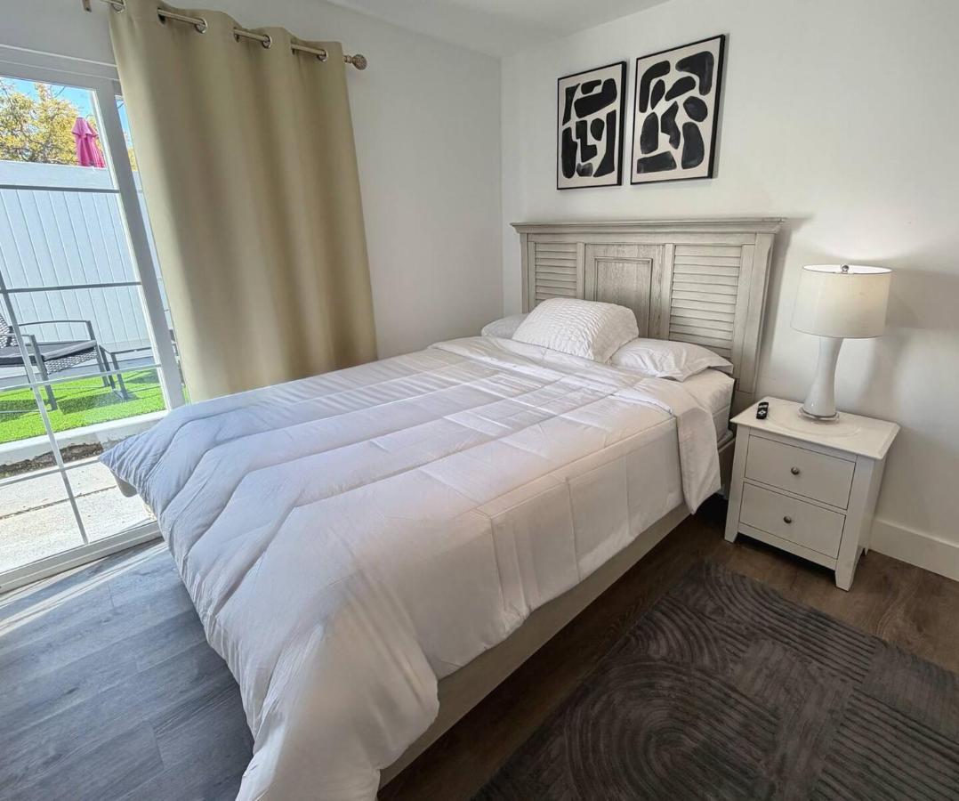 Studio, 5 minutes to Venice Beach Free Parking! - 2