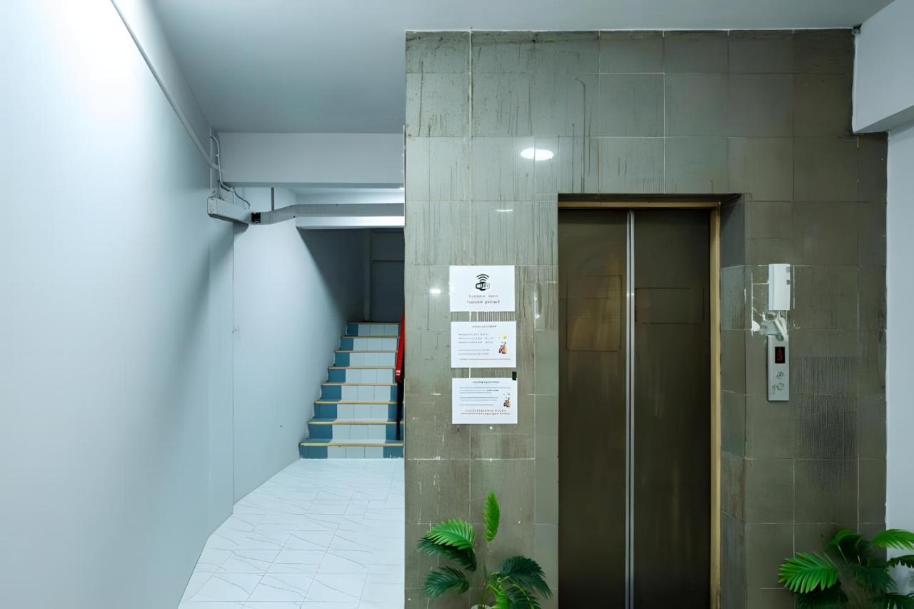 Bob Houes MRT Hua Lamphong - 5