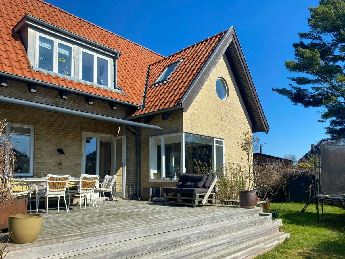 Charming Villa From 1939 With Garden And Sauna