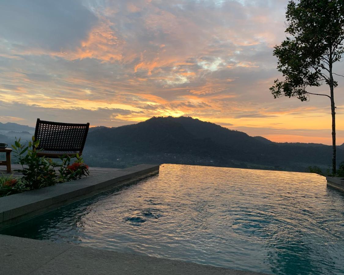 Villa Damai Rohani Private Pool Villas with Valley Views Adults Only