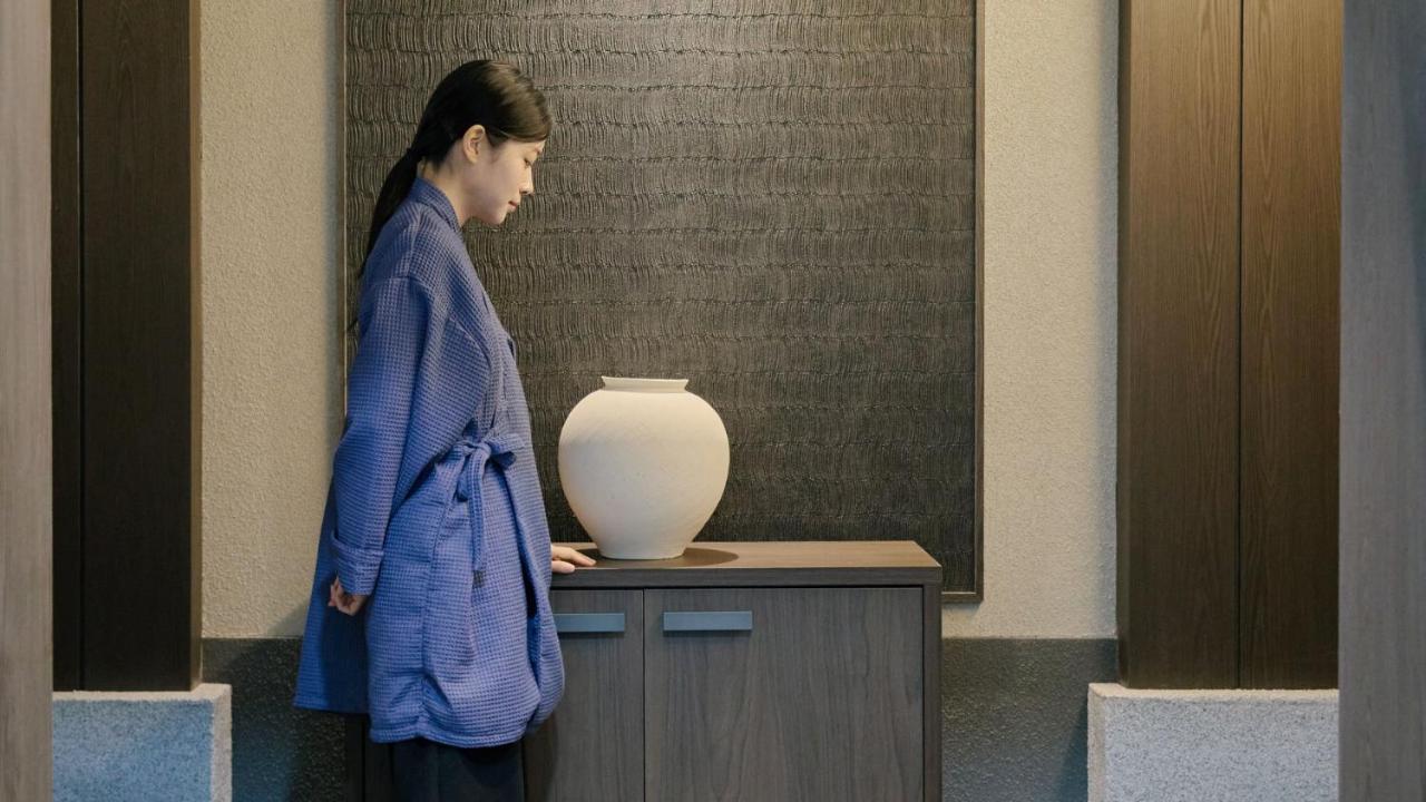 Loop Seoul Retreat by Anook Seoul Hongdae