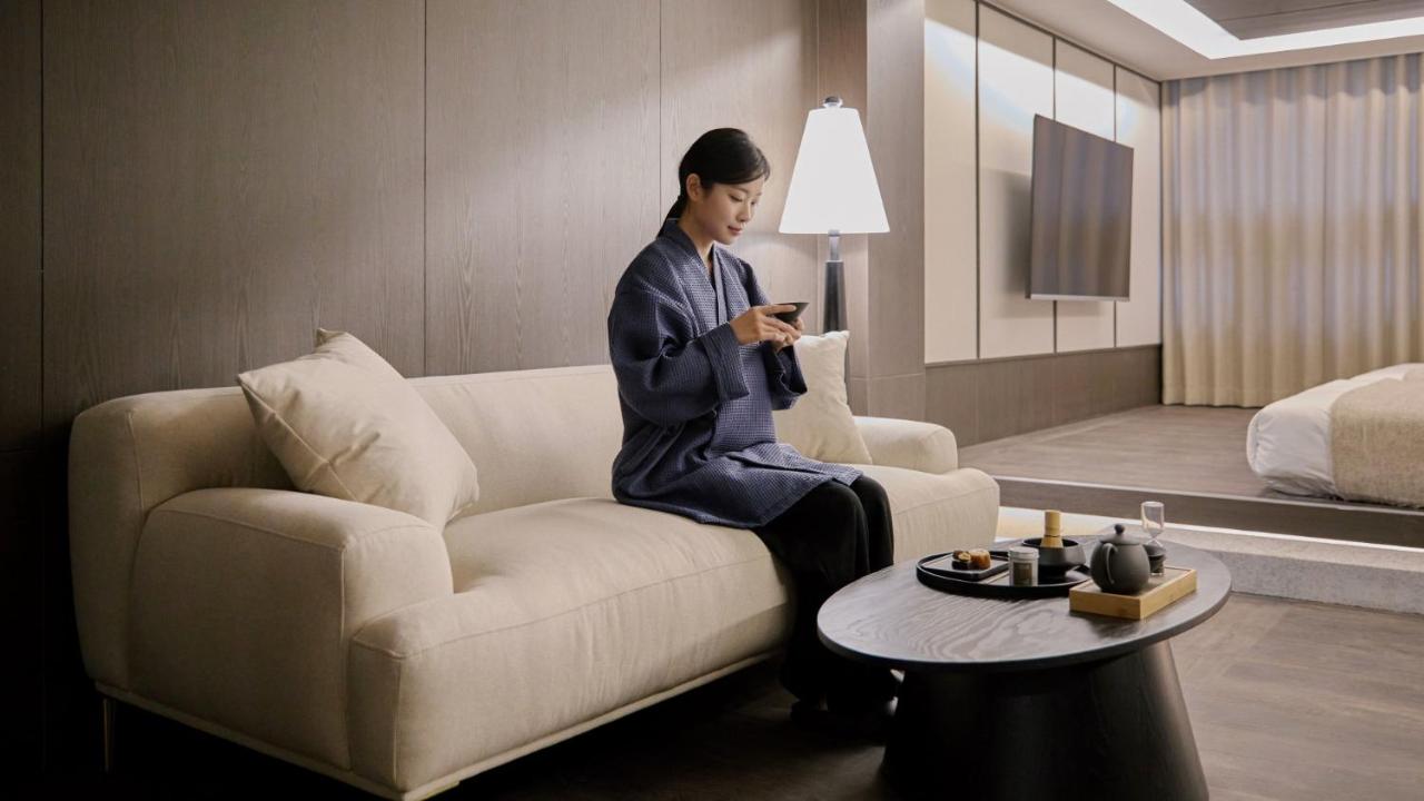 Loop Seoul Retreat by Anook Seoul Hongdae - 4