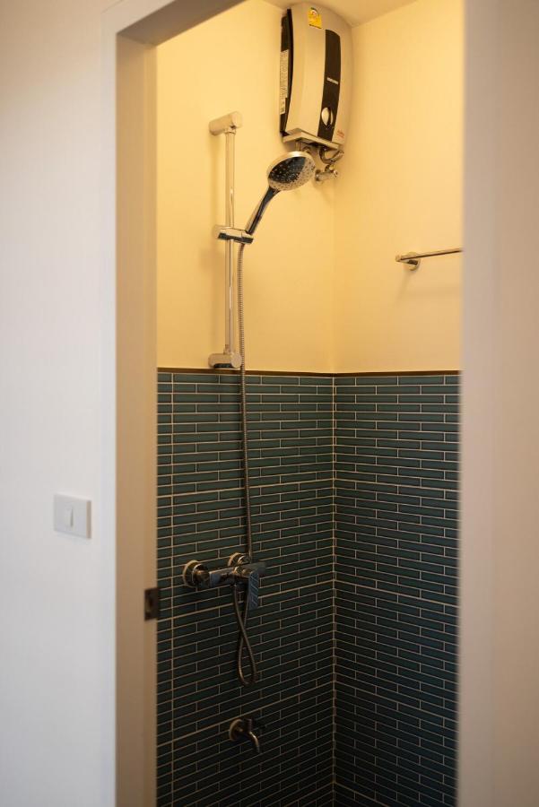 BKK CBD Whole-Floor Apt 3BR 2BA 7-Min to MRT - 2