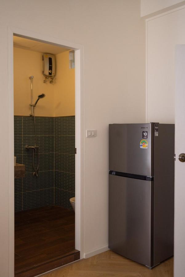 BKK CBD Whole-Floor Apt 3BR 2BA 7-Min to MRT - 5