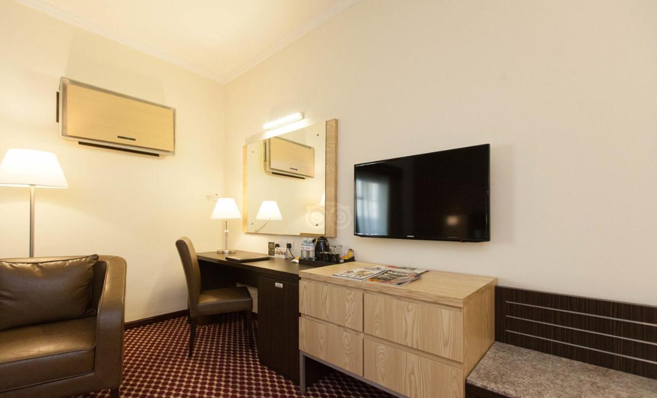 Fortune Karama Hotel photo