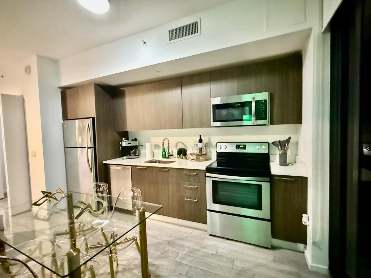 Luxury chic Miami studio - 4