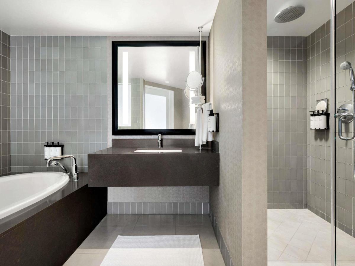 Hotel Sofitel Los Angeles at Beverly Hills - 3