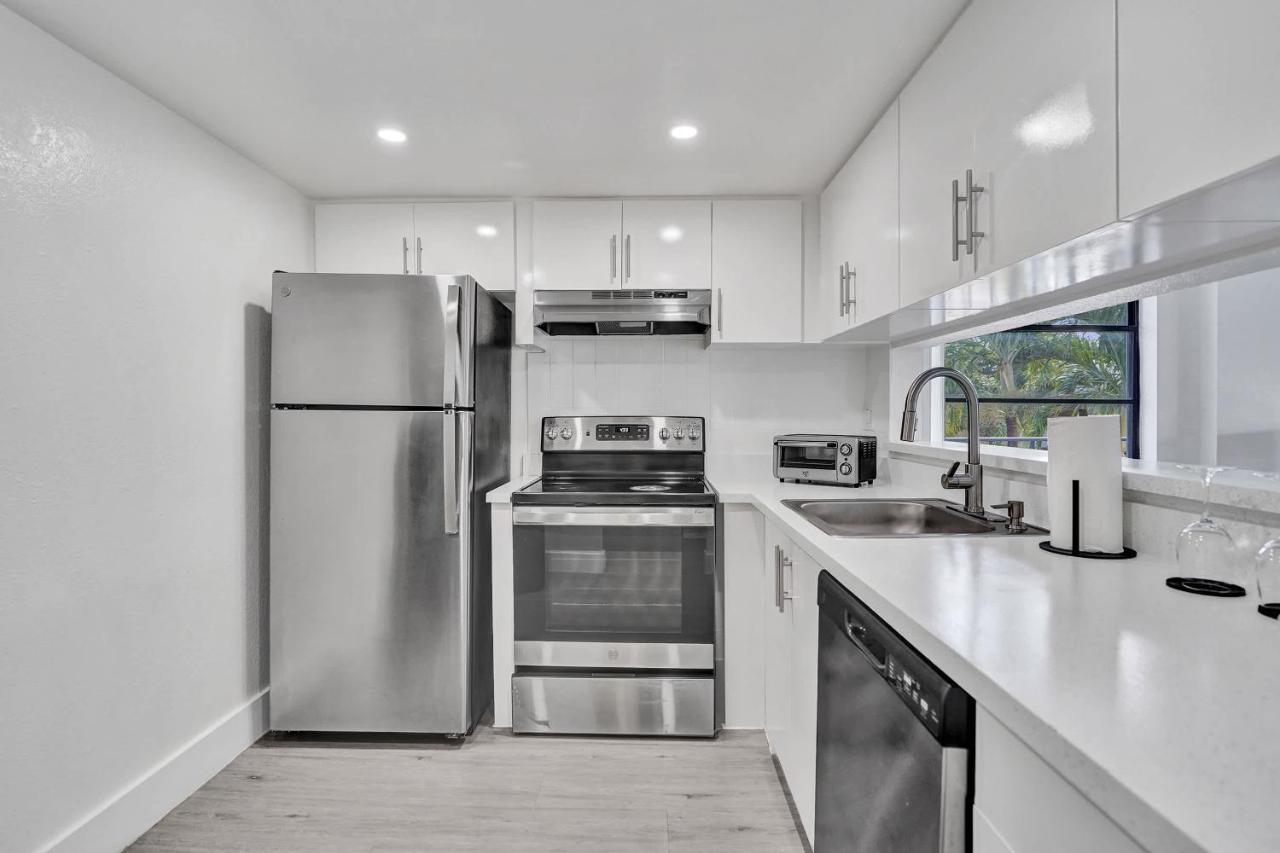 Cozy 1BR Near Hard Rock Stadium - 223 - 3