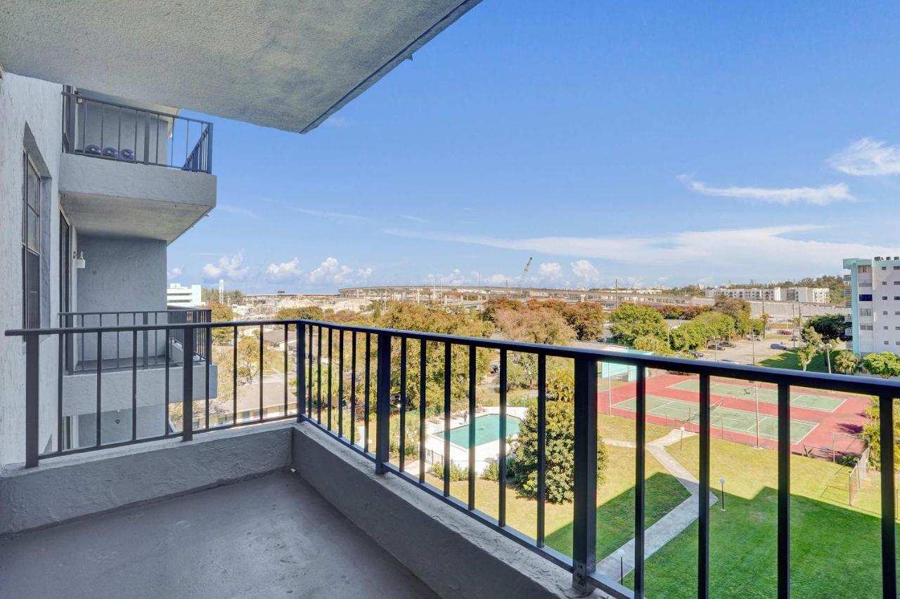 Cozy Miami Gardens Studio King Bed & Tub - 712 - 5