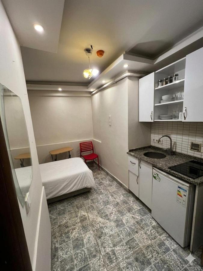 Red Tent Urban Suites - 4