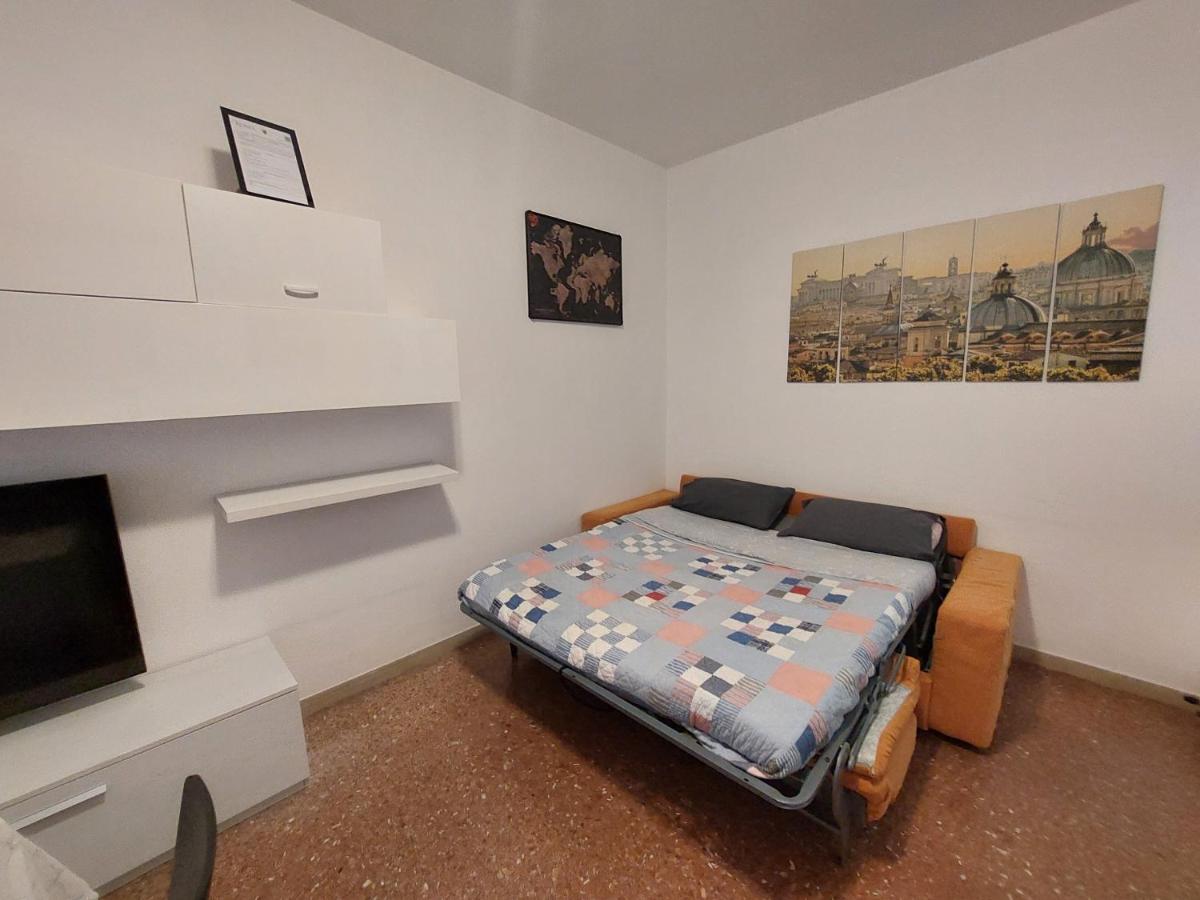 La Casetta Ostiense The Pyramid of Rome - 2