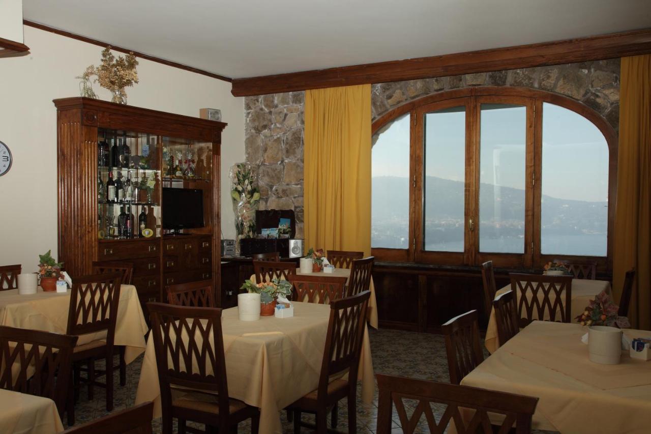 Hotel Mega Mare photo