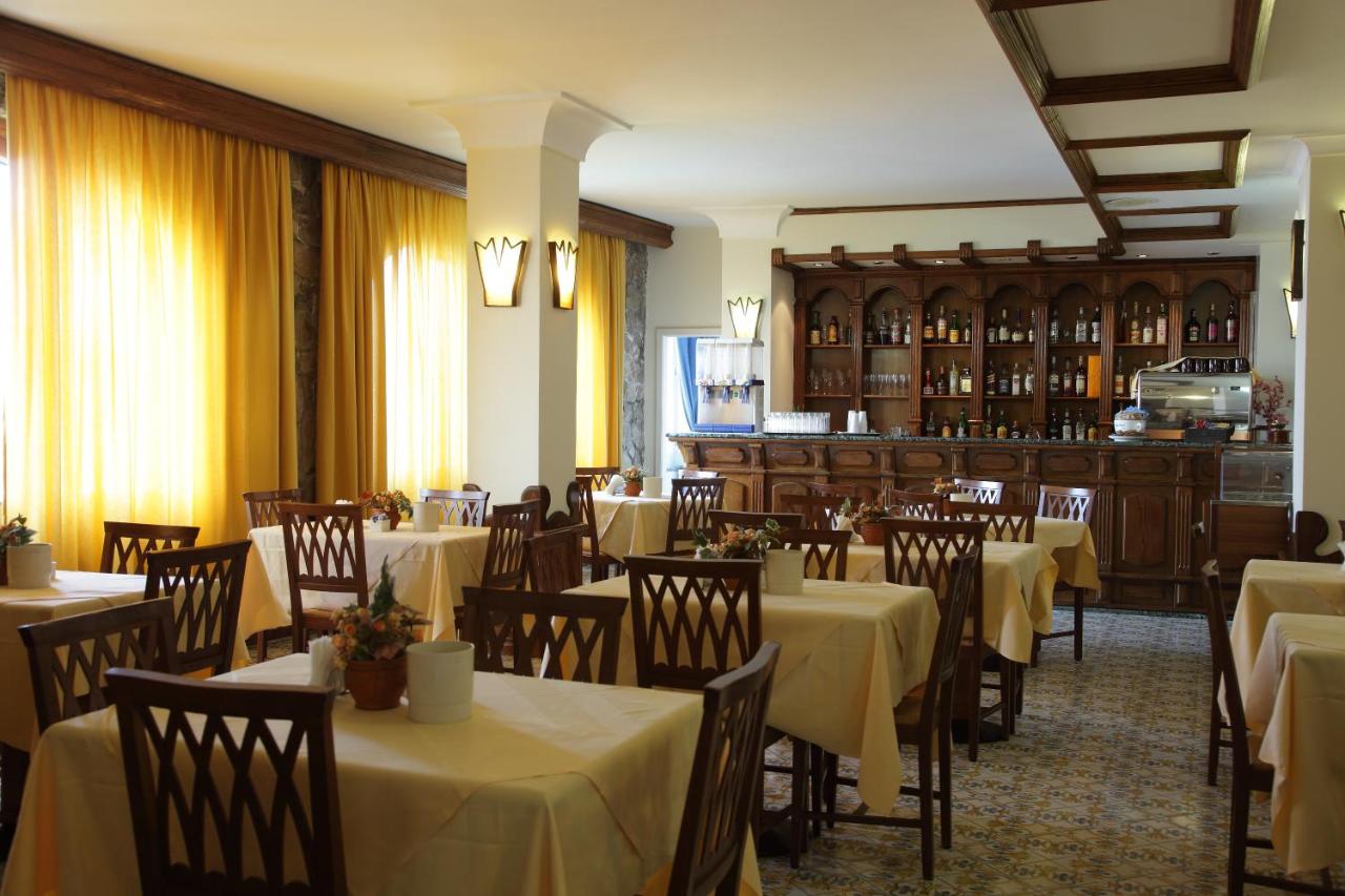 Hotel Mega Mare photo