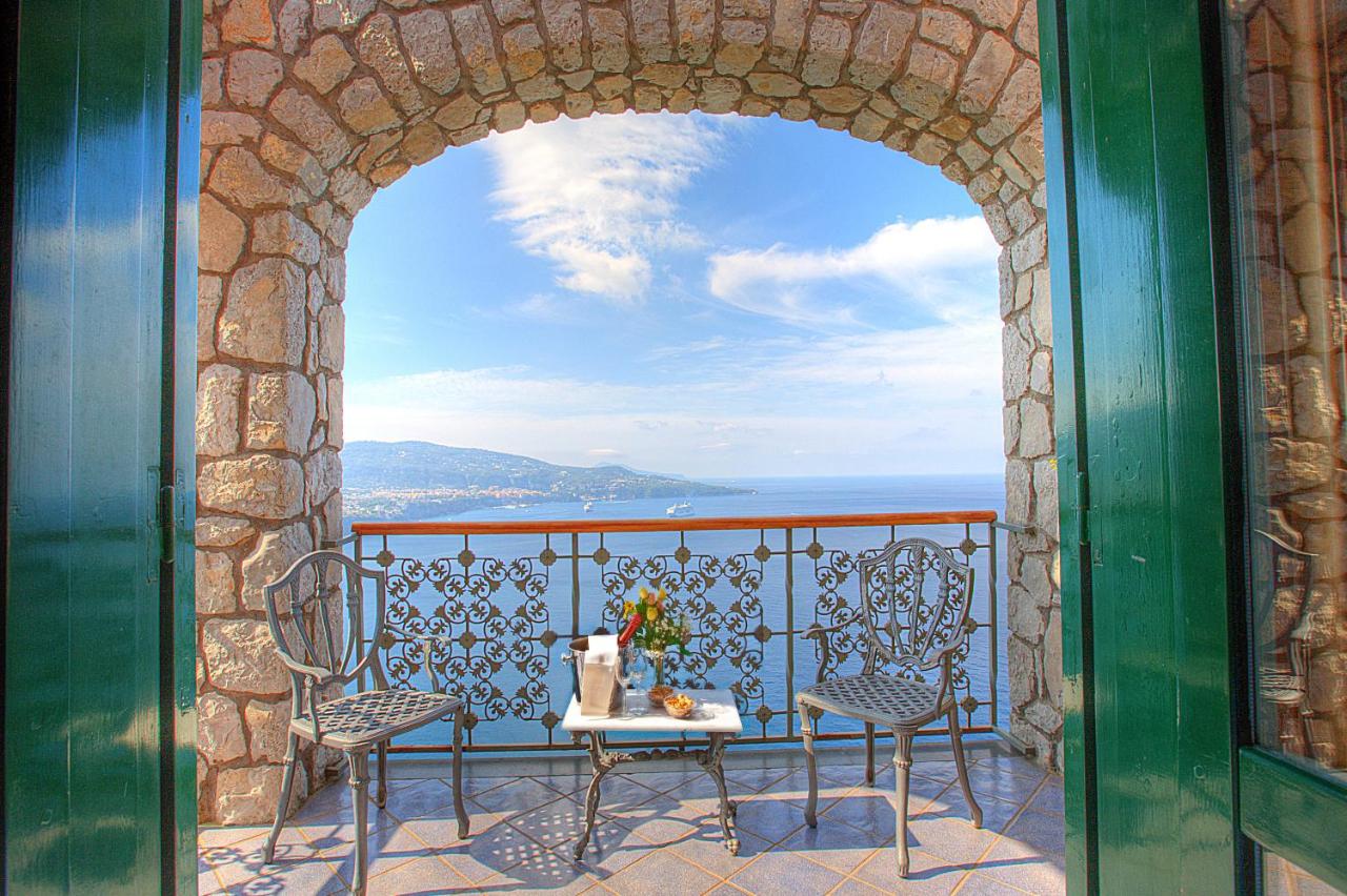 Hotel Mega Mare photo