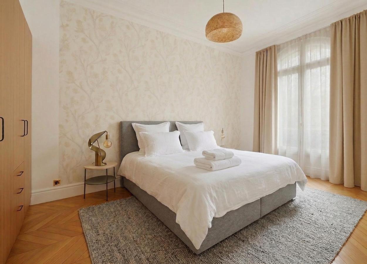 3BR Tour Eiffel Charles Floquet - 2