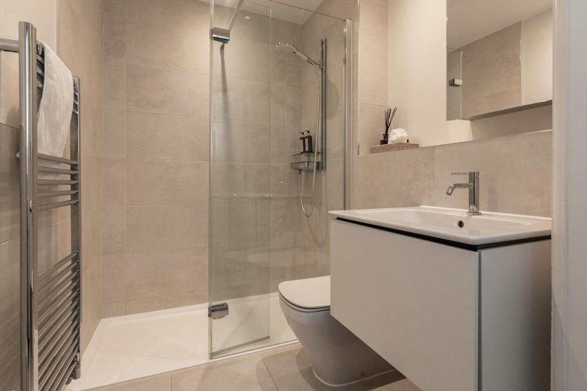 Milsom Retreat - Elegant 2 Bed Apartment, Bath - 3