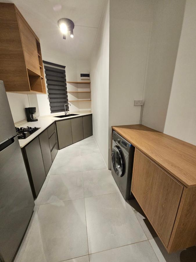 Cosy 1 bedroom apartment in Curepipe Centre - 5