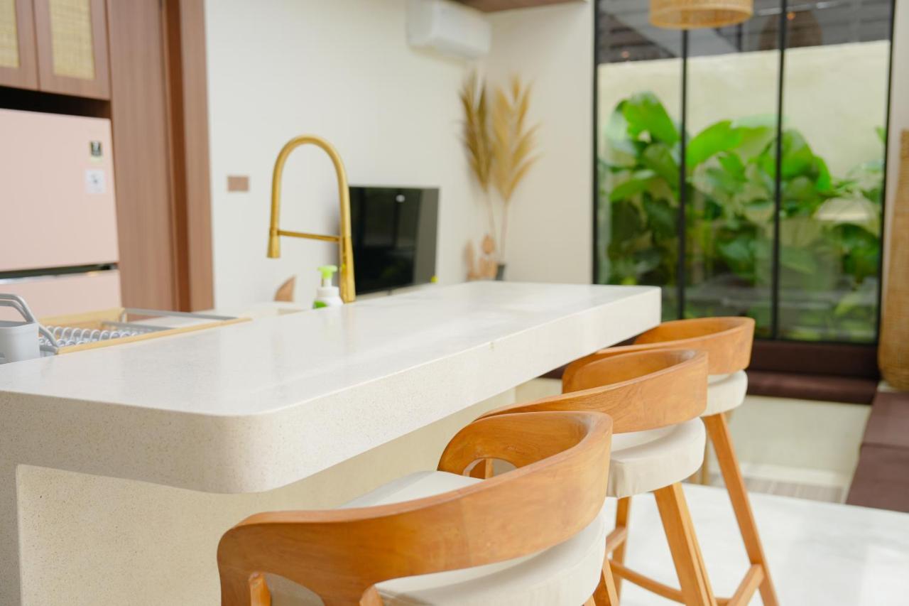 Brand New Tropical Villa with Pool - Minutes to Melasti & Uluwatu - 5