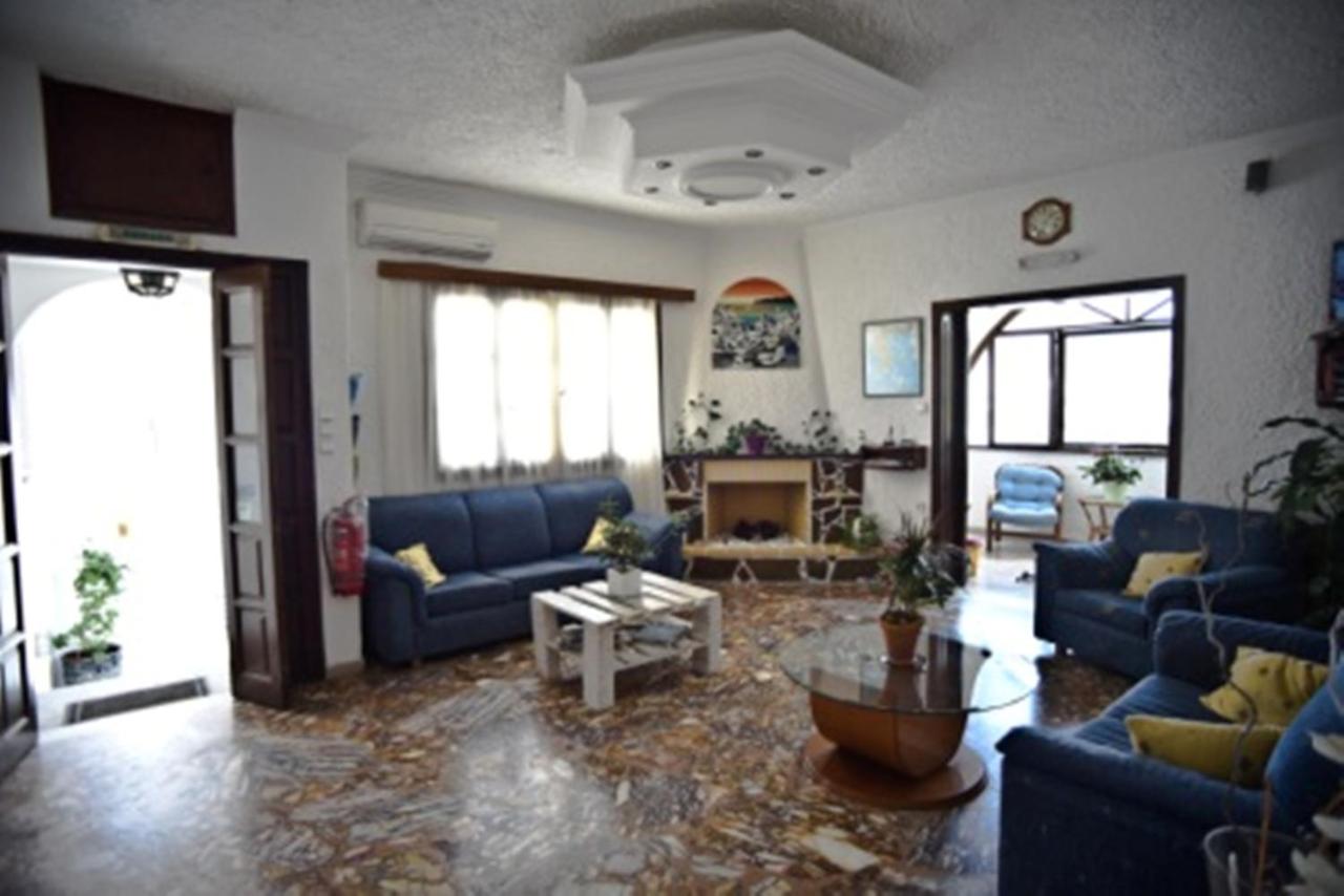 Holiday Beach Resort Santorini - 5