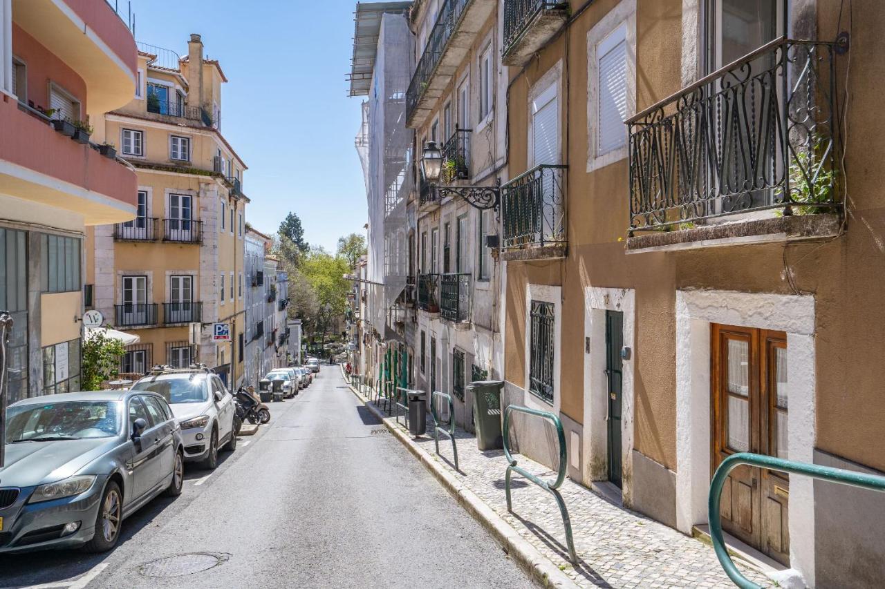 Cozy Apt in Heart of Lisbon with AC by Lisbeyond - 3