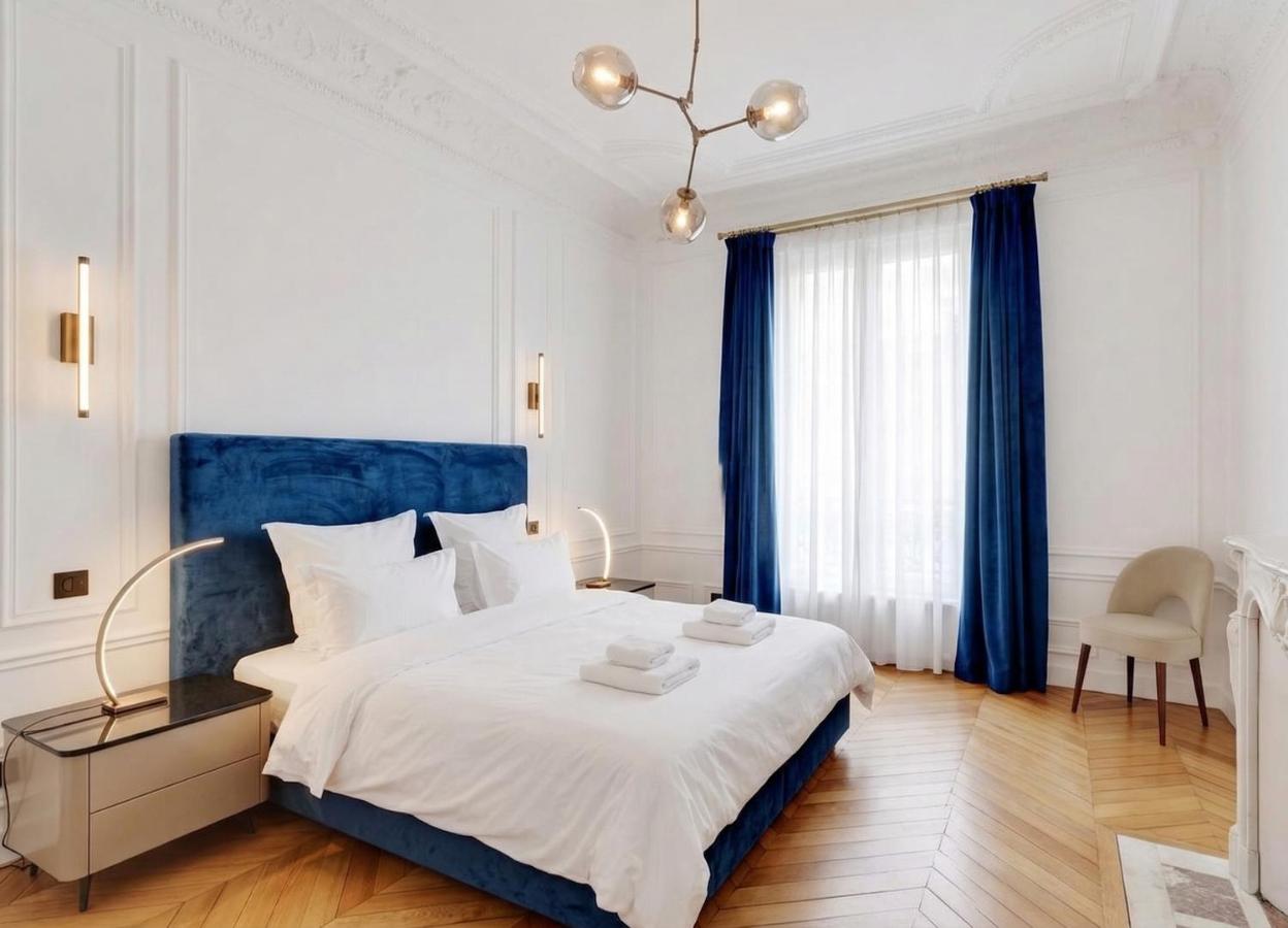 3BR GEORGES V Champs Elysee - 2