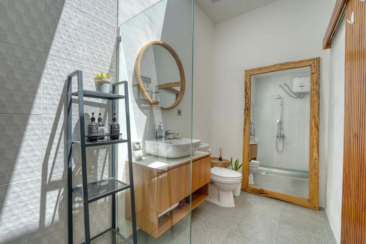 Nara 2BR Tropical Escape In Seminyak with Private Pool - 3