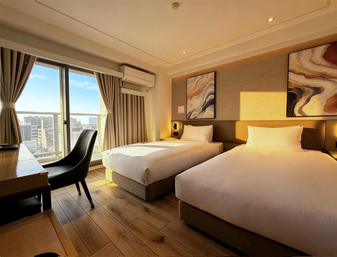 JStar Shinsaibashi - 2