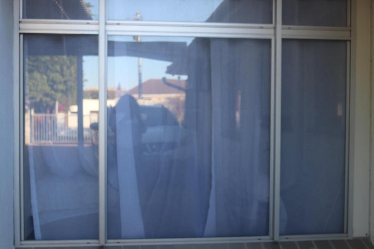 Family Friendly Apartment near Lagoon Beach - 5