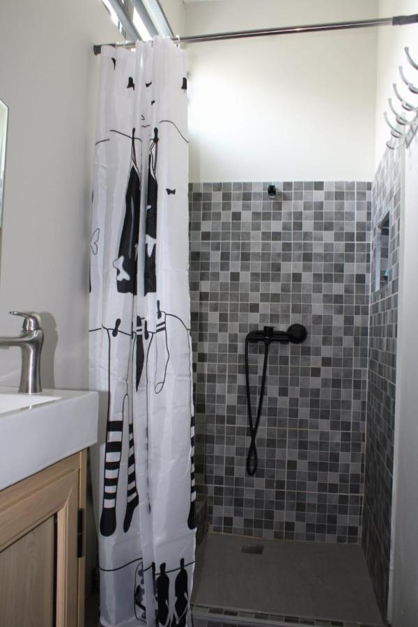 Maison du Lagon Retreat - 3