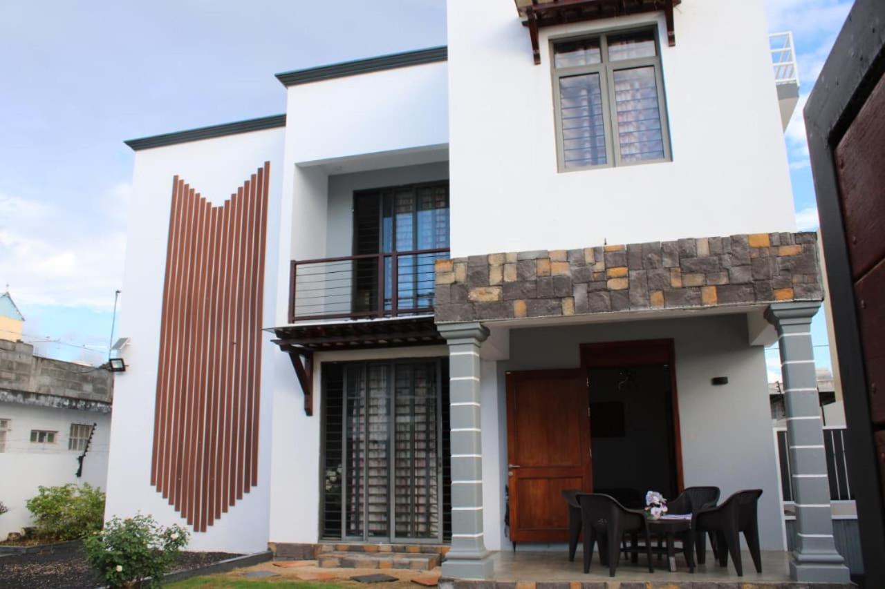 Maison du Lagon Retreat