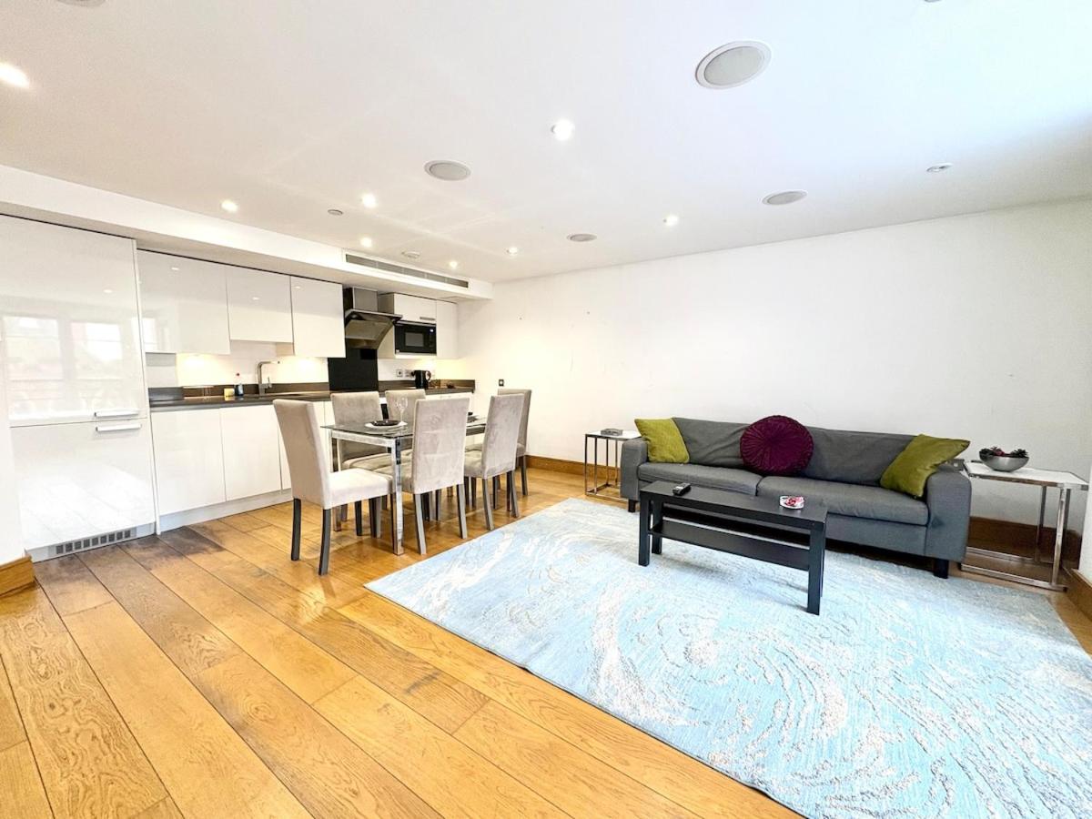 Marylebone 3 Bedroom Apartment with Lift Access